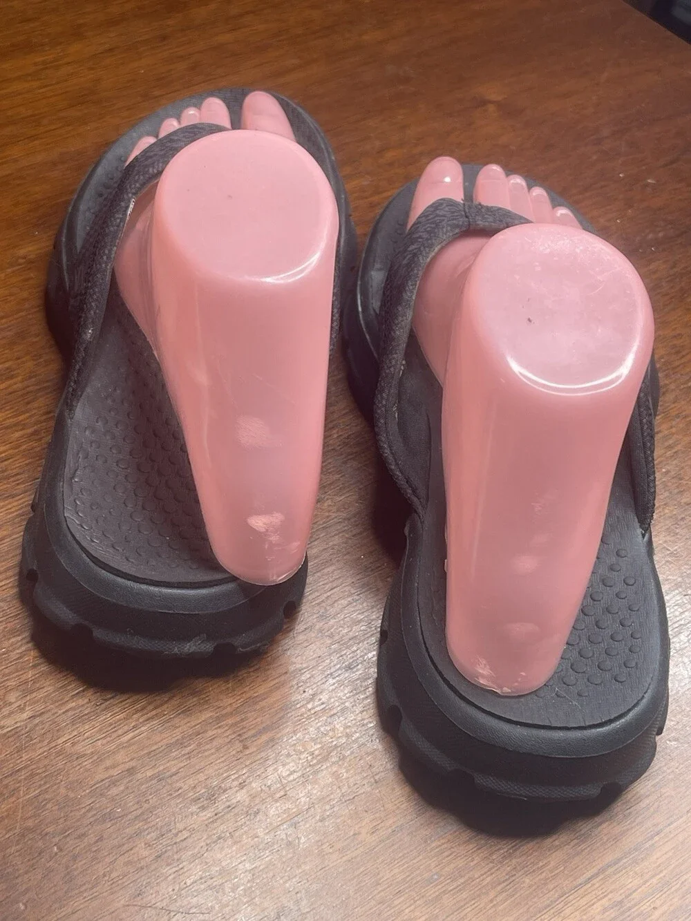 Skechers 8M Flip-Flop Sandals Performance Women's GOWALK Best Thong Sandals